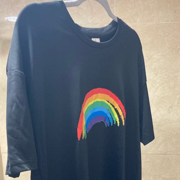 NEW SET;Pride WearEarrings/Face Decals/Hair Bow/Tee/Shorts/magnet/bracelet/sox➕ - Picture 8 of 14